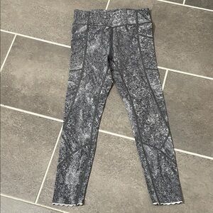 Lululemon Tight Stuff Tight II size 4